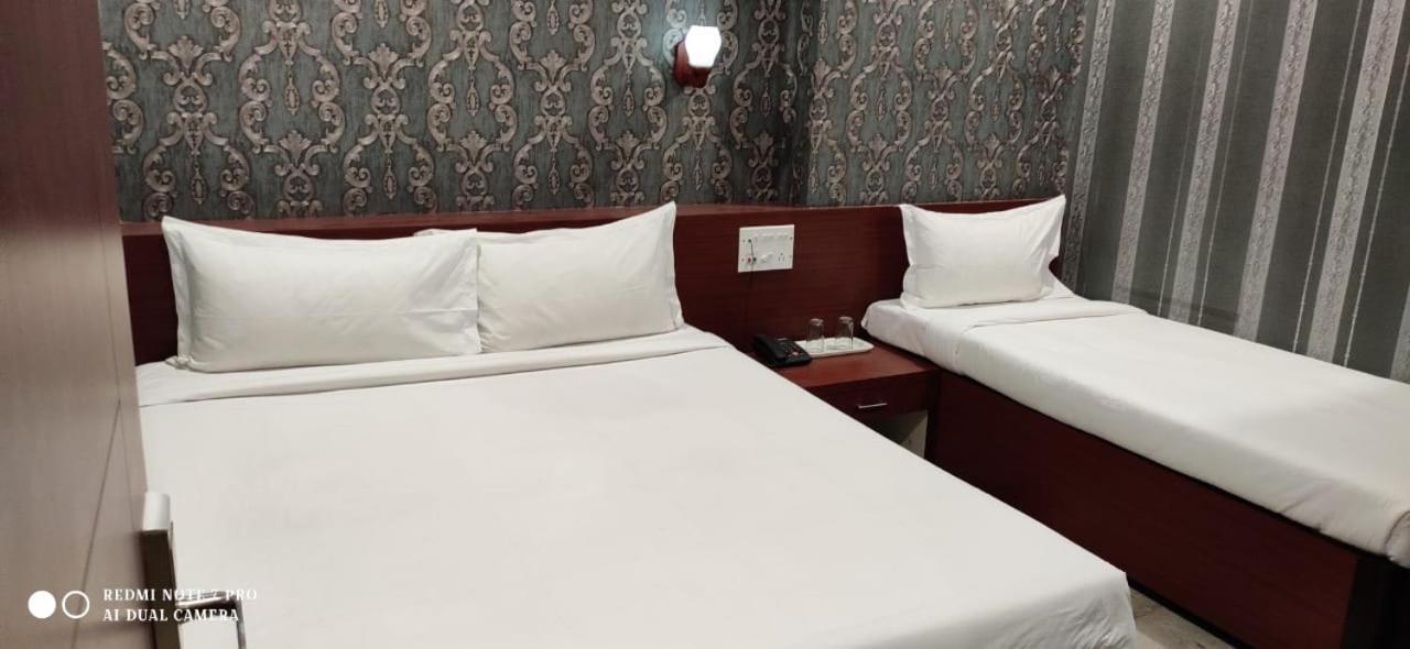 Hotel Park Victoria Kolkata Eksteriør bilde