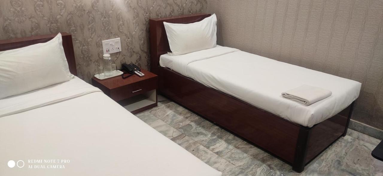 Hotel Park Victoria Kolkata Eksteriør bilde